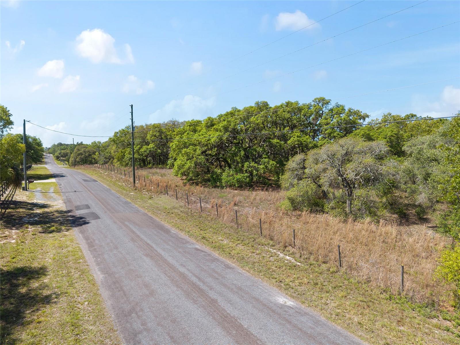 CIRCLE M RANCHETTES - Land