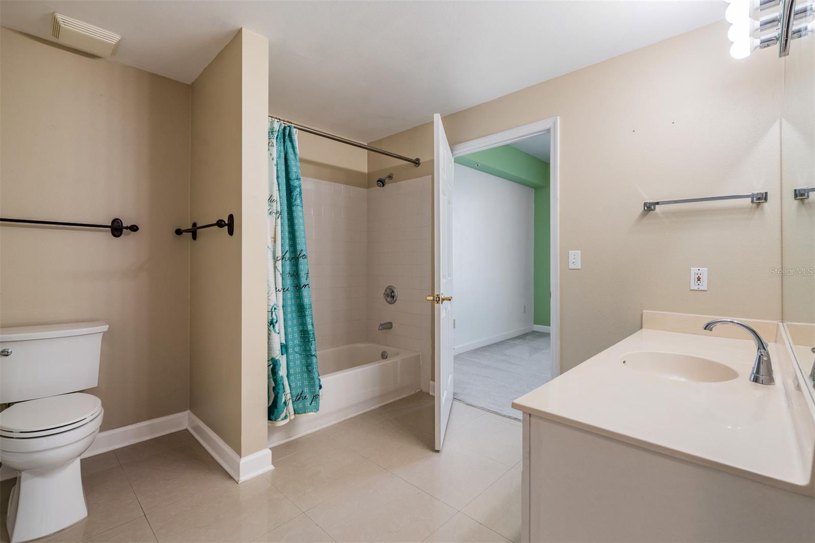 345 BAYSHORE A CONDO - Residential Lease