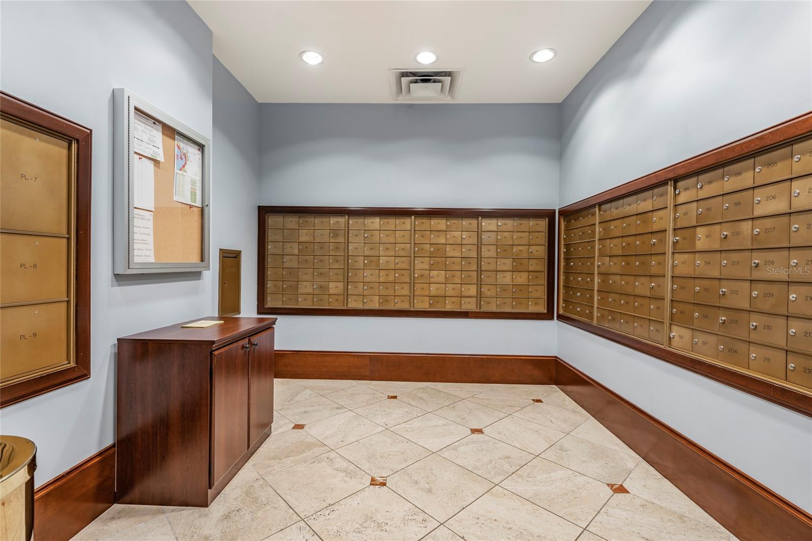 345 BAYSHORE A CONDO - Residential Lease