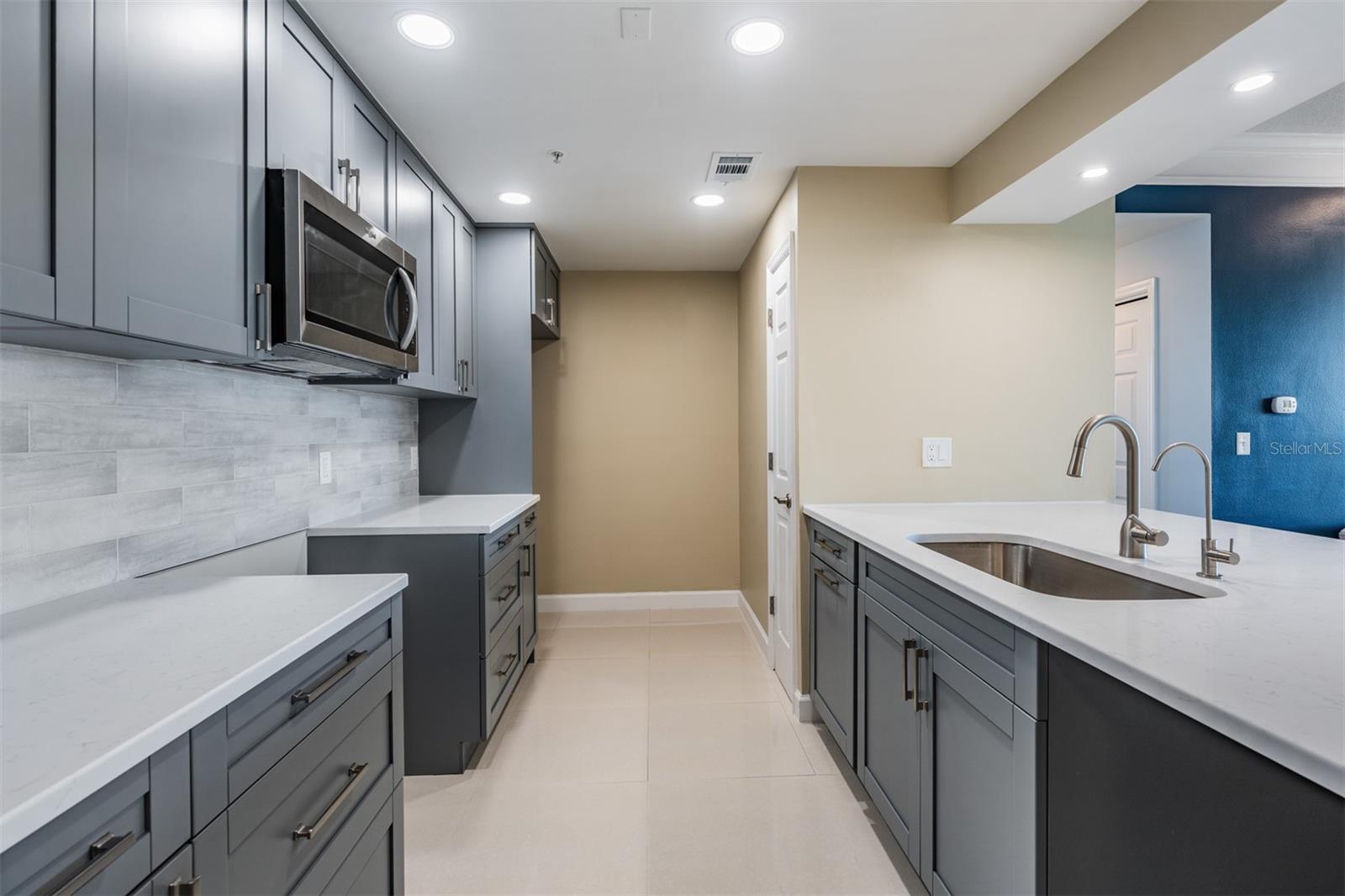 345 BAYSHORE A CONDO - Residential Lease