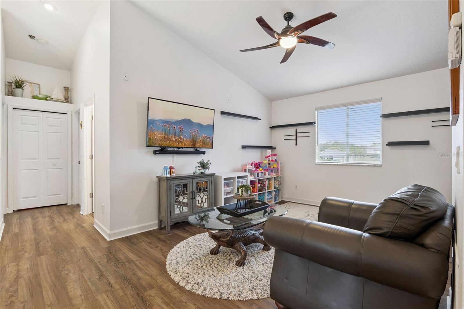 CONWAY GROVES - Residential