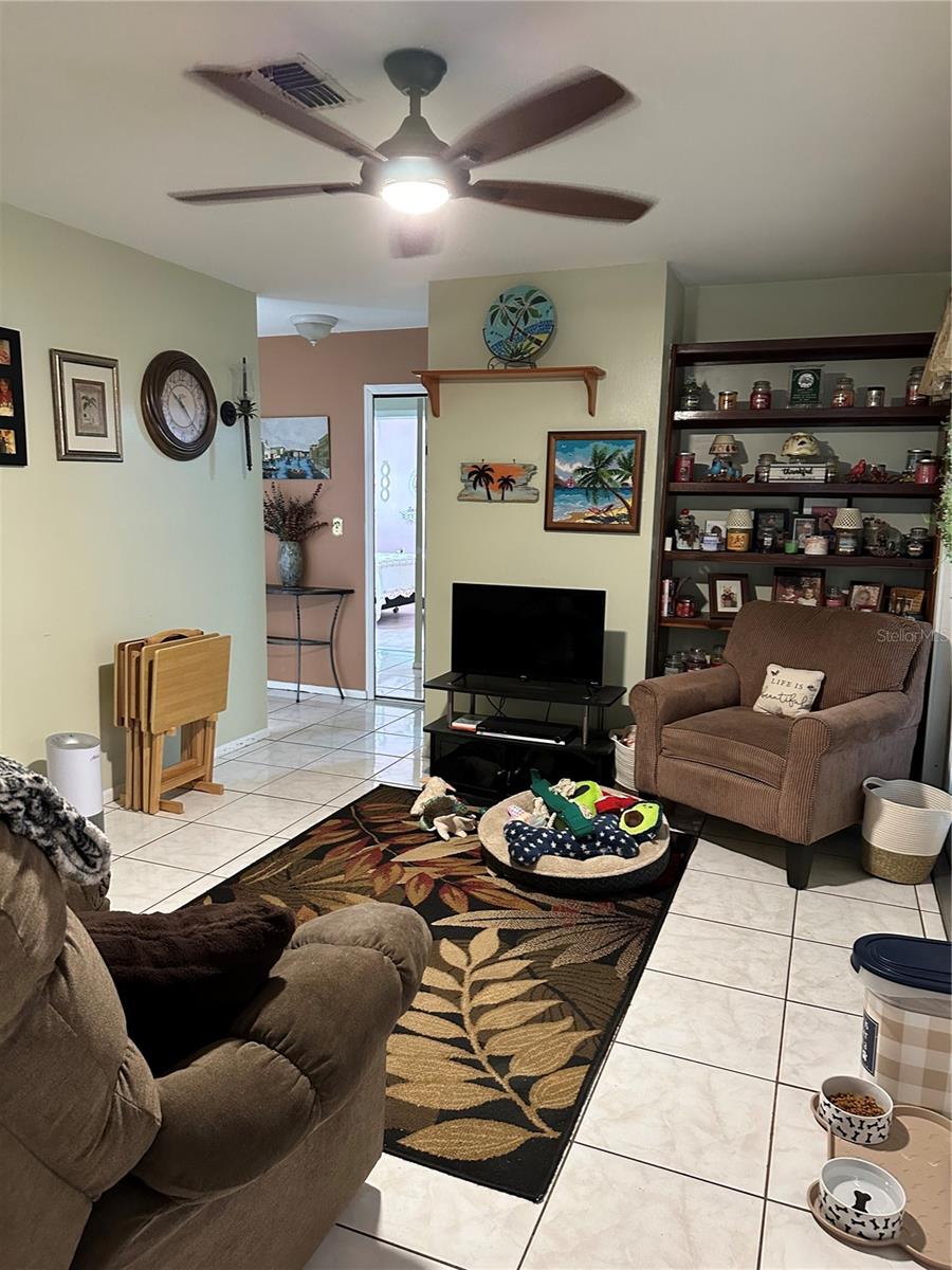 SPRING HILL - Residential