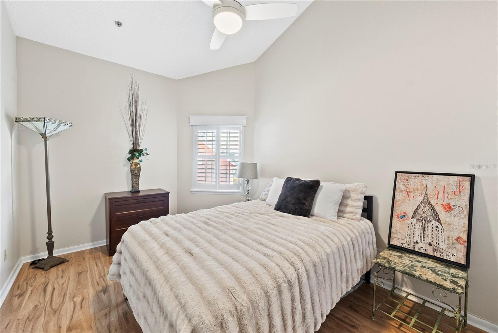 MALLORY SQUARE A CONDO - Residential