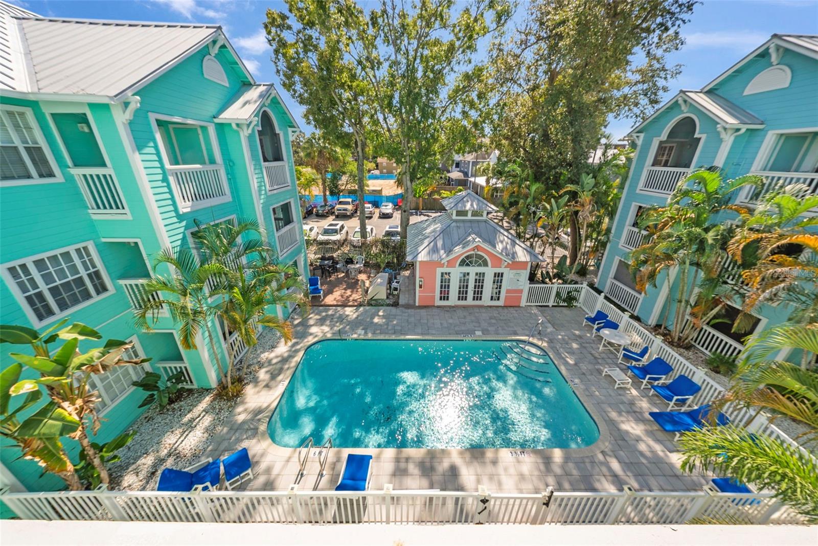 MALLORY SQUARE A CONDO - Residential