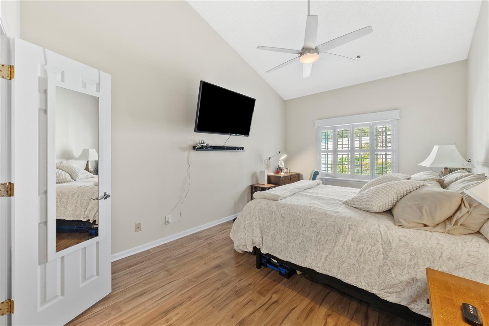 MALLORY SQUARE A CONDO - Residential