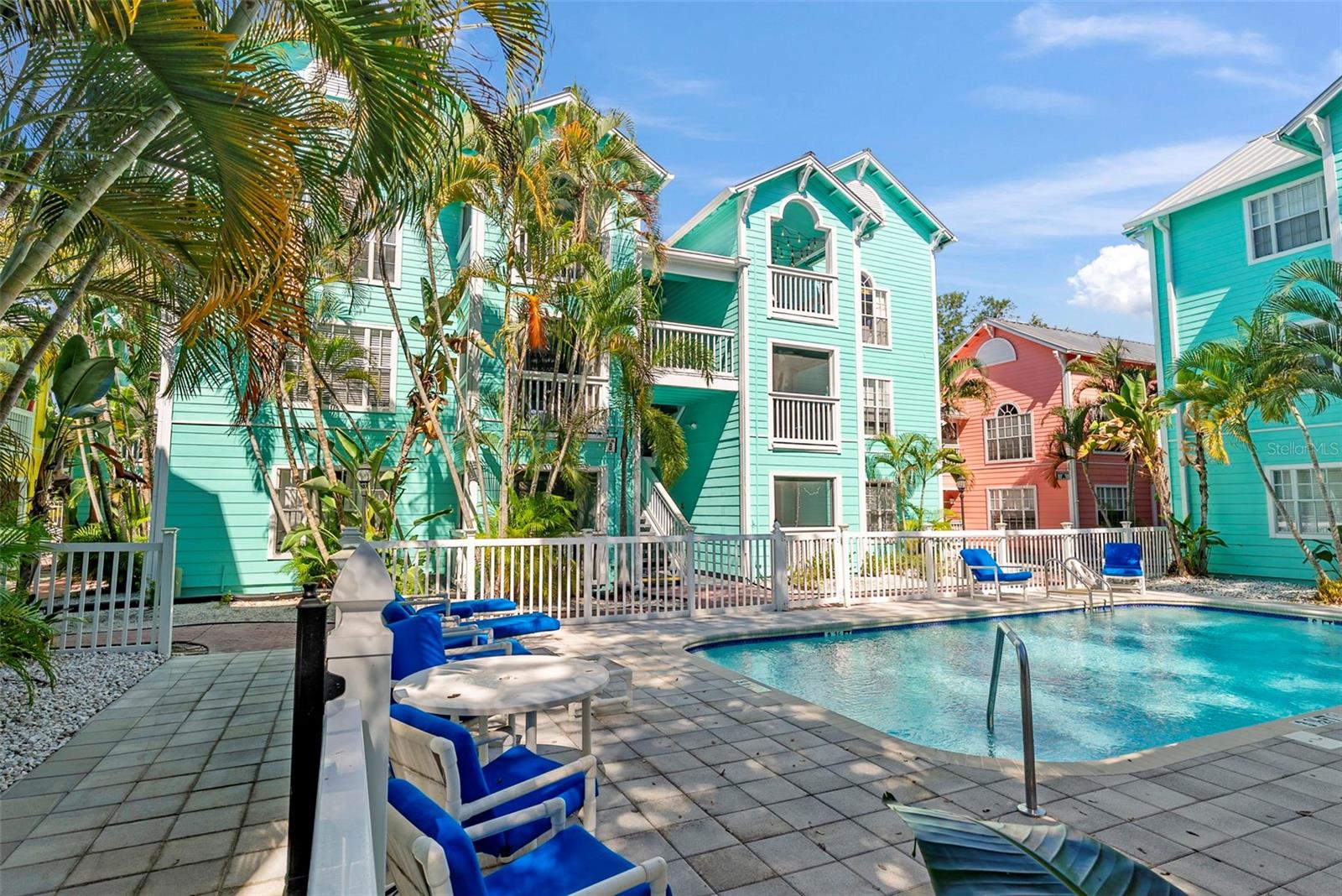 MALLORY SQUARE A CONDO - Residential