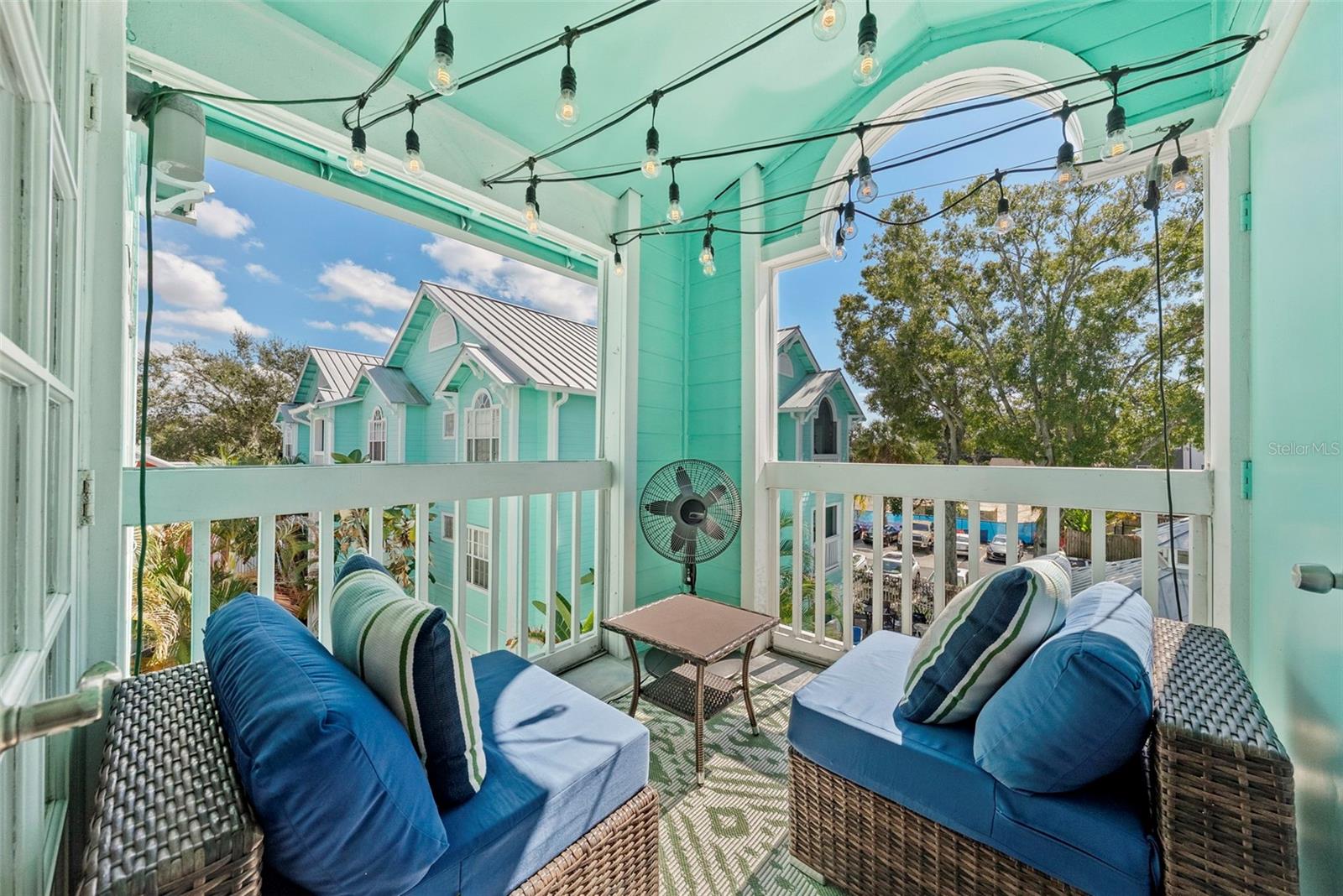 MALLORY SQUARE A CONDO - Residential