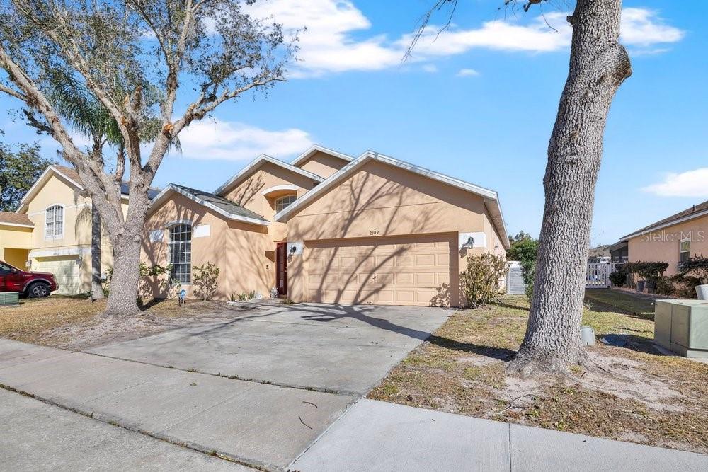 2109 WOODSEDGE DRIVE
