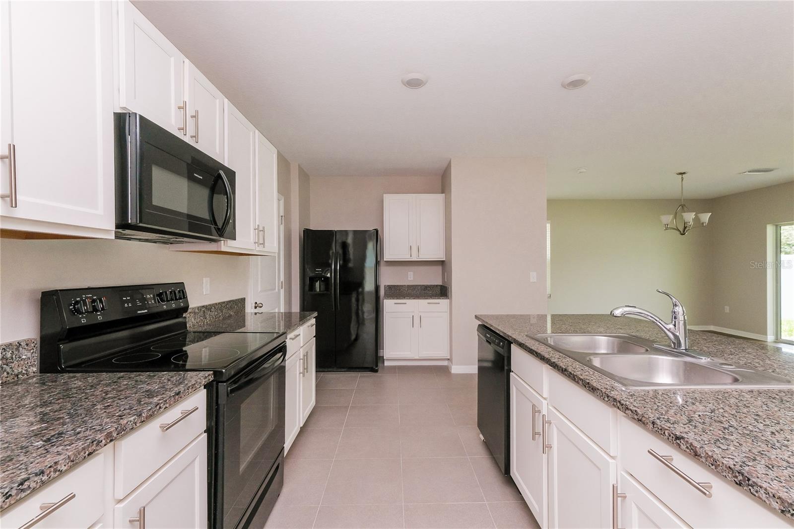 CARLTON LAKES WEST 2 - Residential Lease