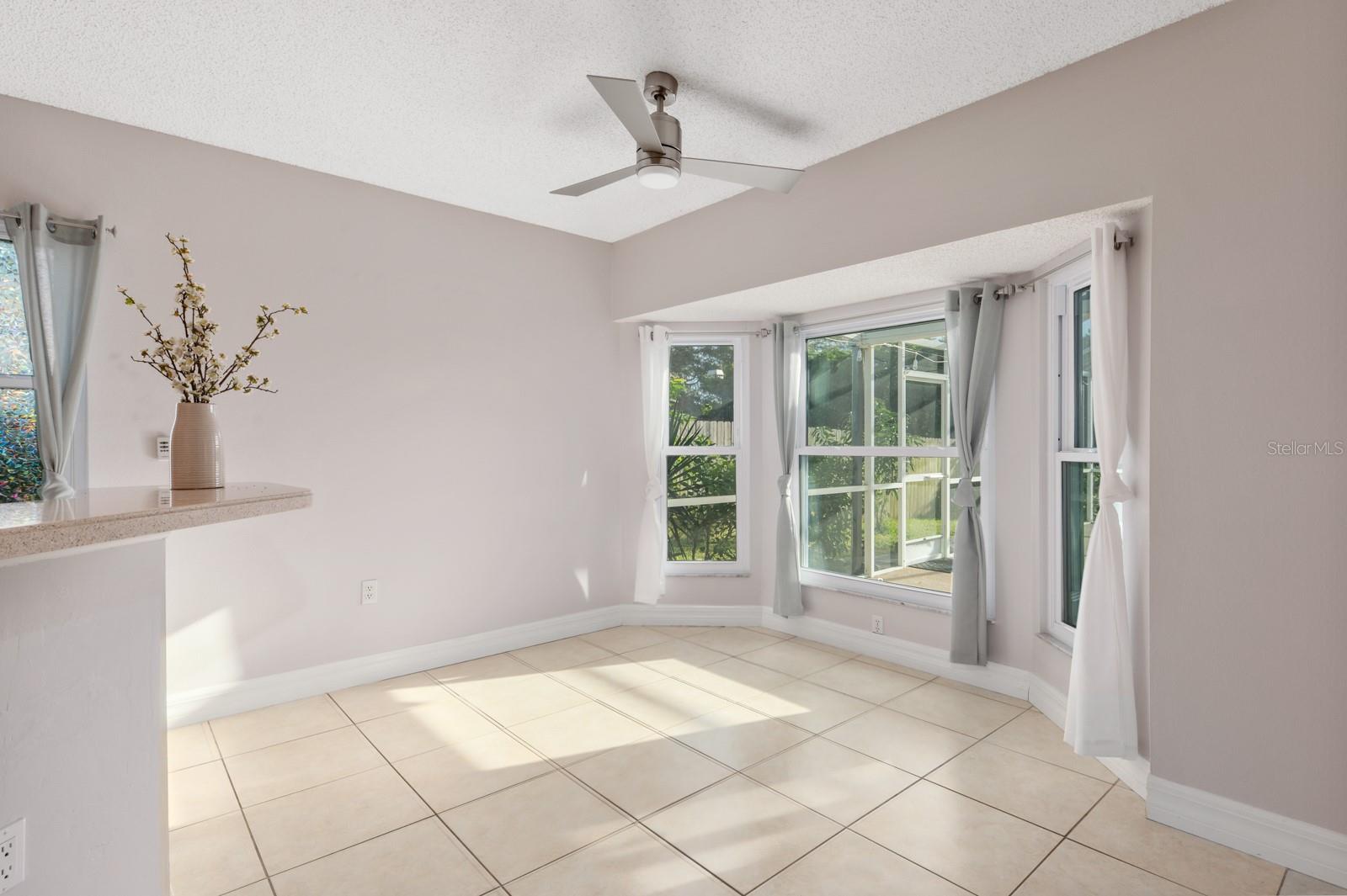 SARAPALMS - Residential