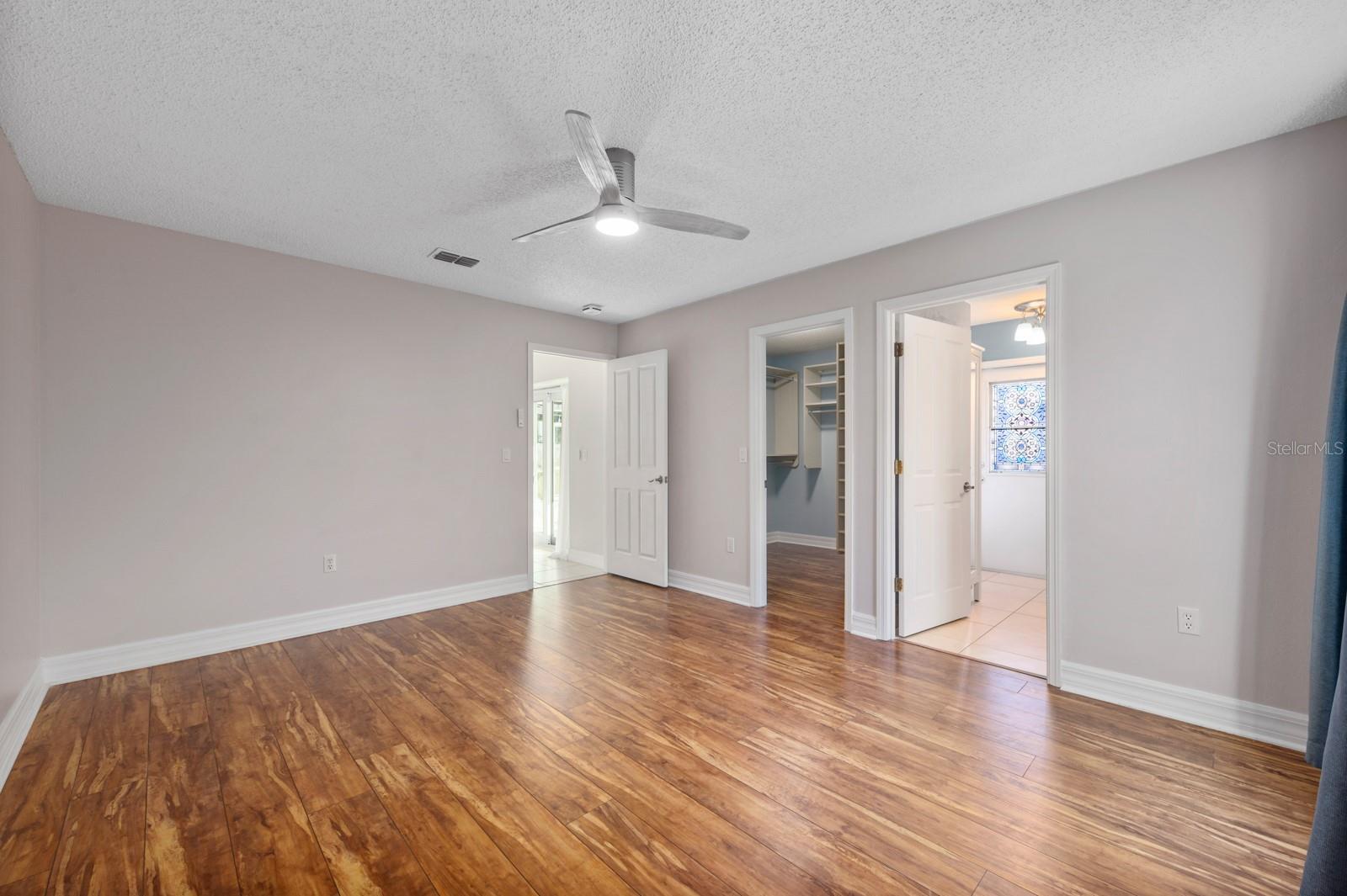 SARAPALMS - Residential