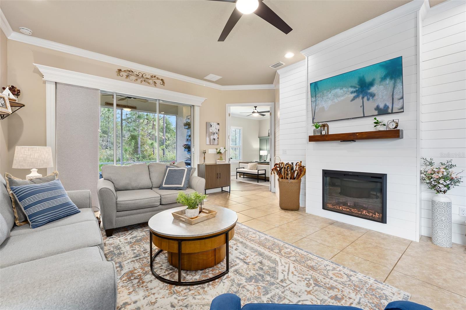 820 ALDENHAM LANE