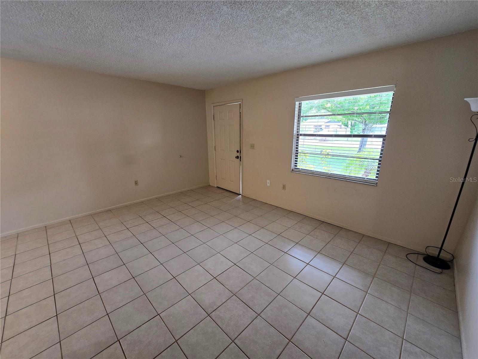 289 JERU BOULEVARD B