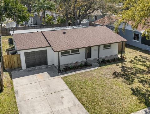 Photo of 8201 Riverside Drive NE, St Petersburg, FL 33702 (MLS # TB8491238)