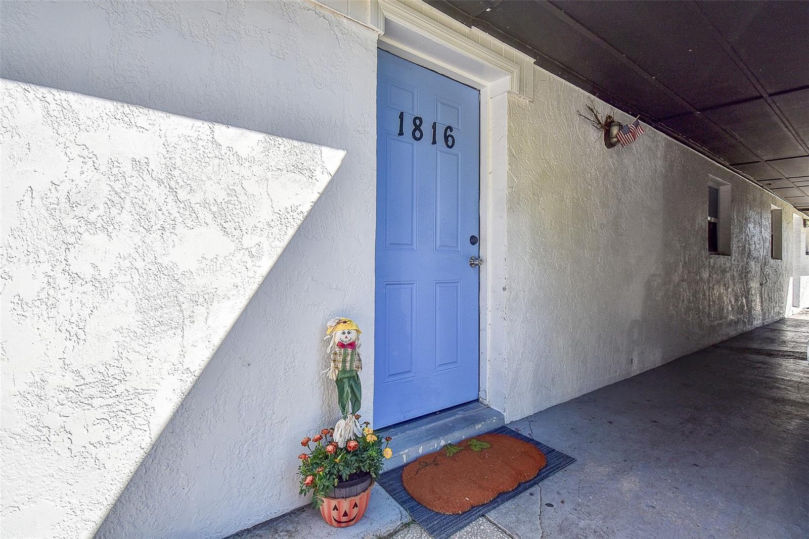 1818 AND 1816 HACIENDA WAY