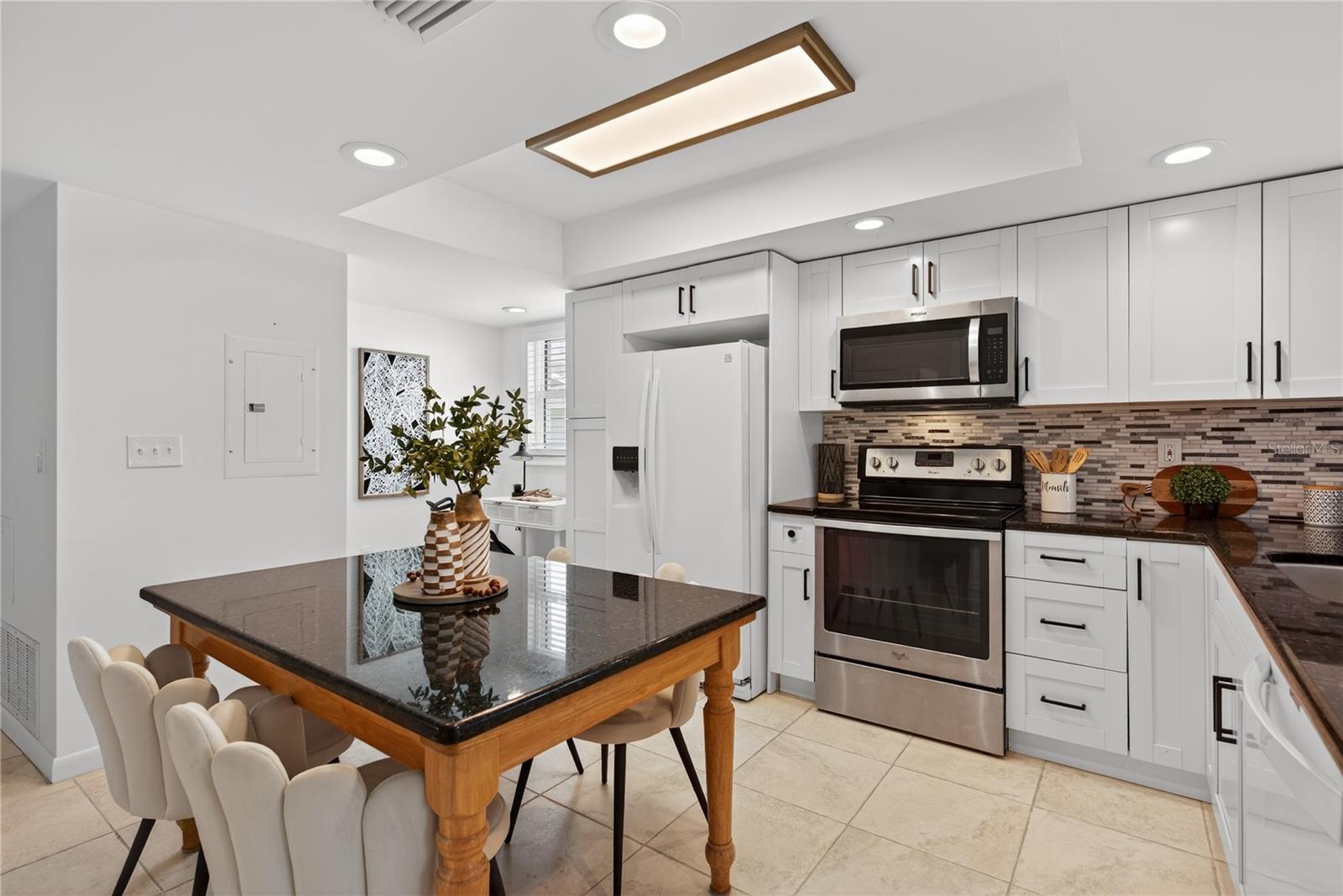 5031 N BEACH ROAD 118, ENGLEWOOD, FL, 34223 3 5031 N BEACH ROAD 118