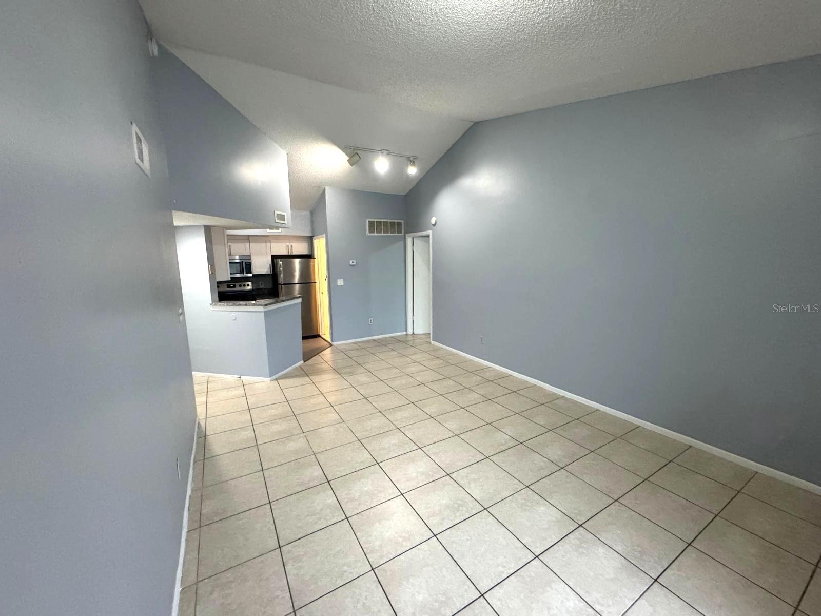 1924 LAKE ATRIUMS CIRCLE 56