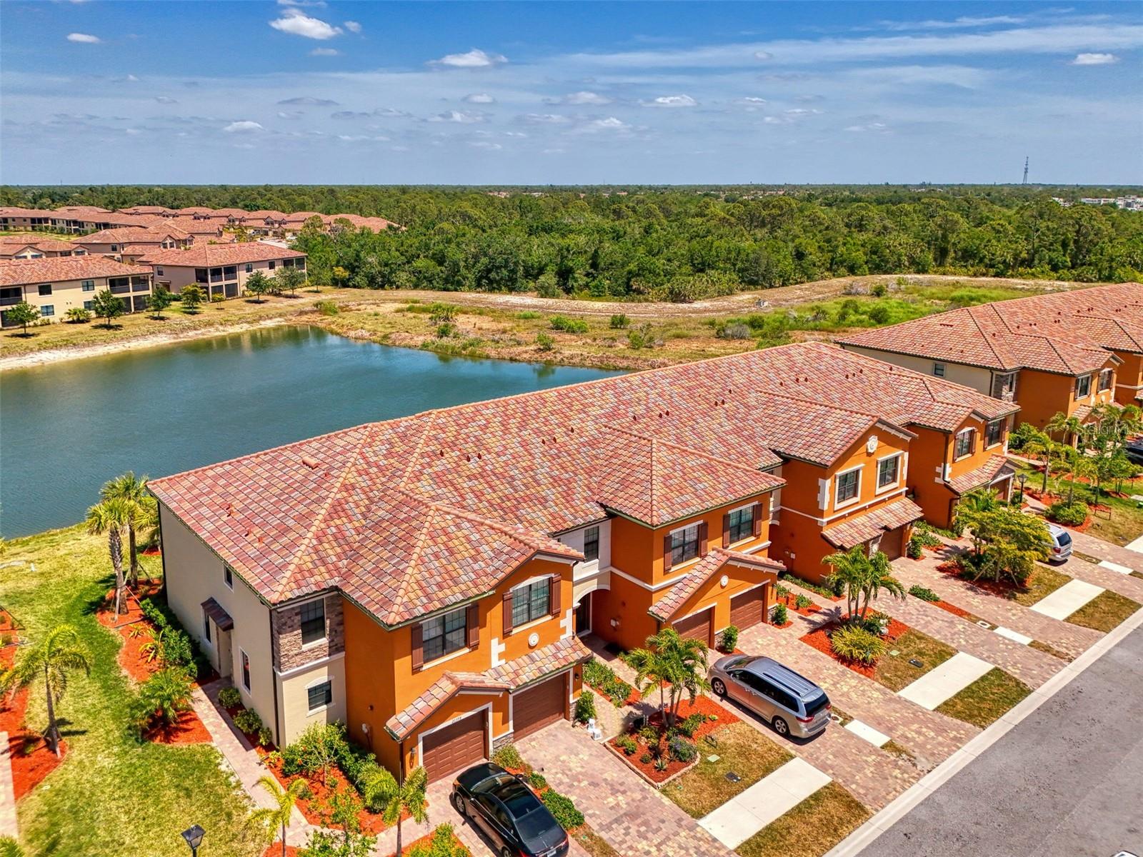 20390 LAGENTE CIRCLE