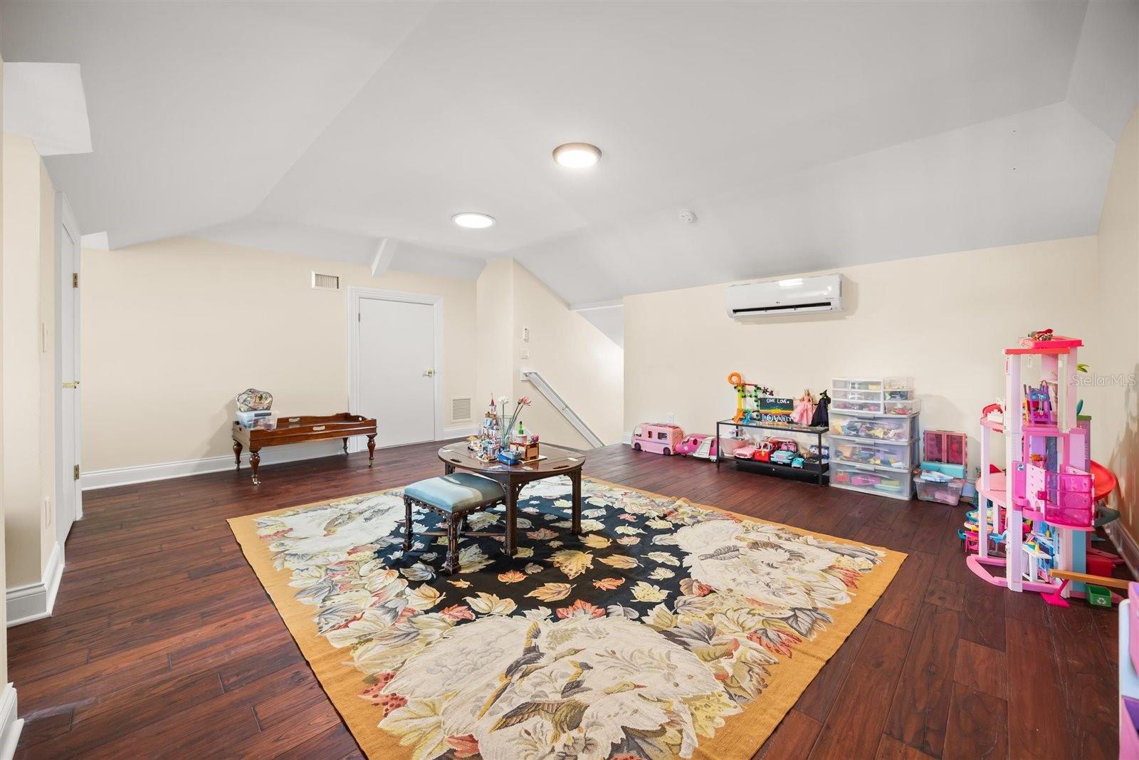 SICILIAN SHORES REP 02 - Residential