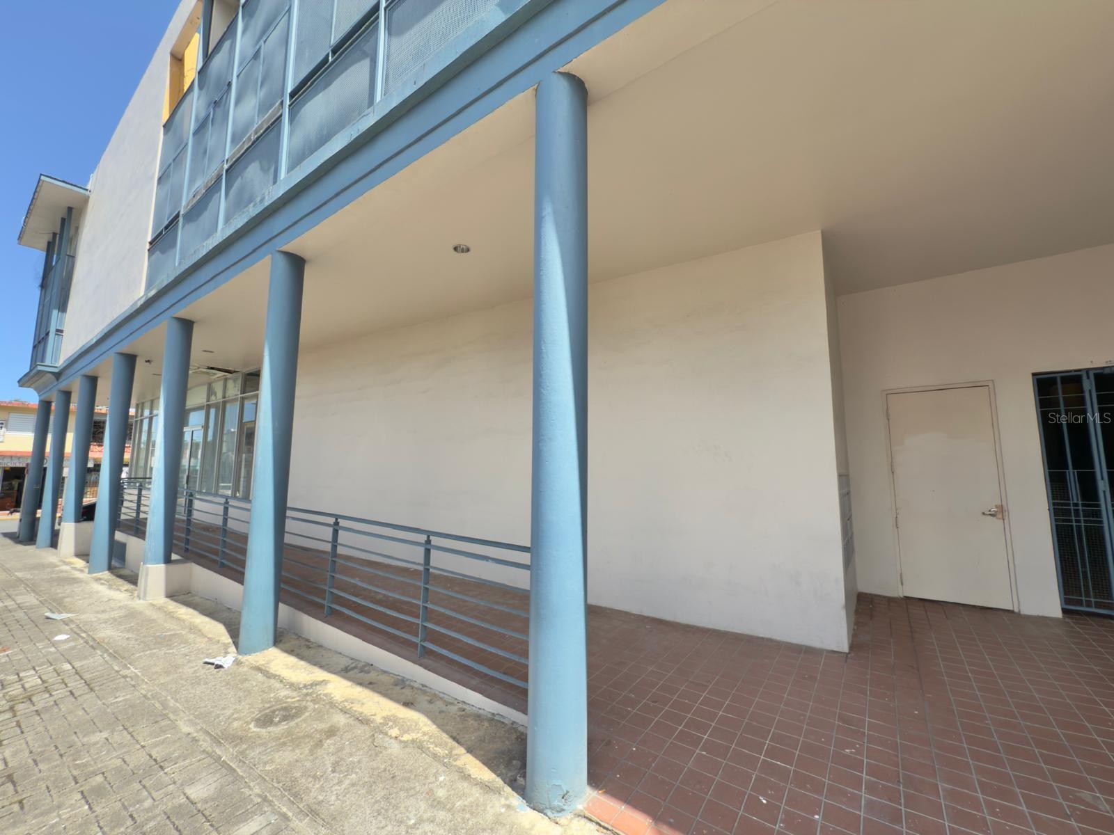 CONDOMINO REINA CAROLINA - Residential