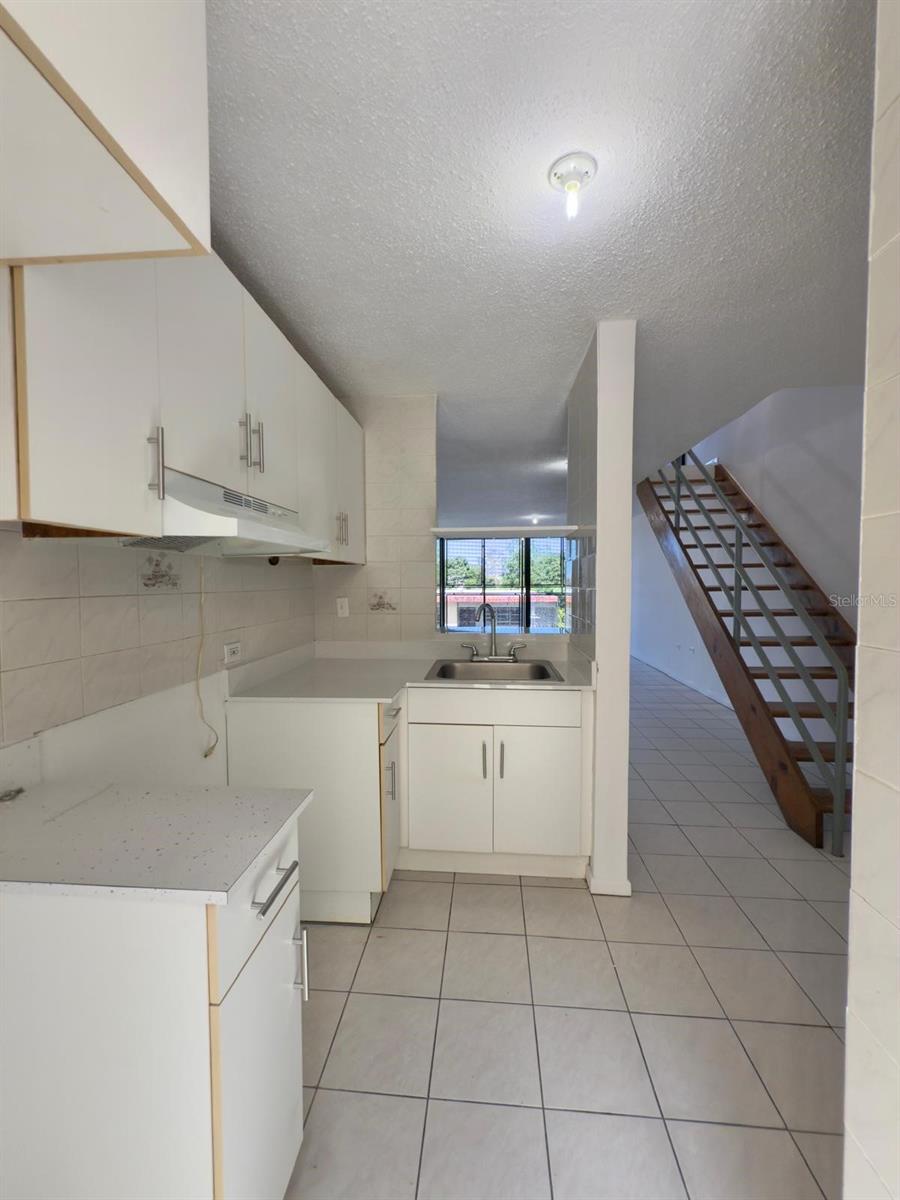 CONDOMINO REINA CAROLINA - Residential