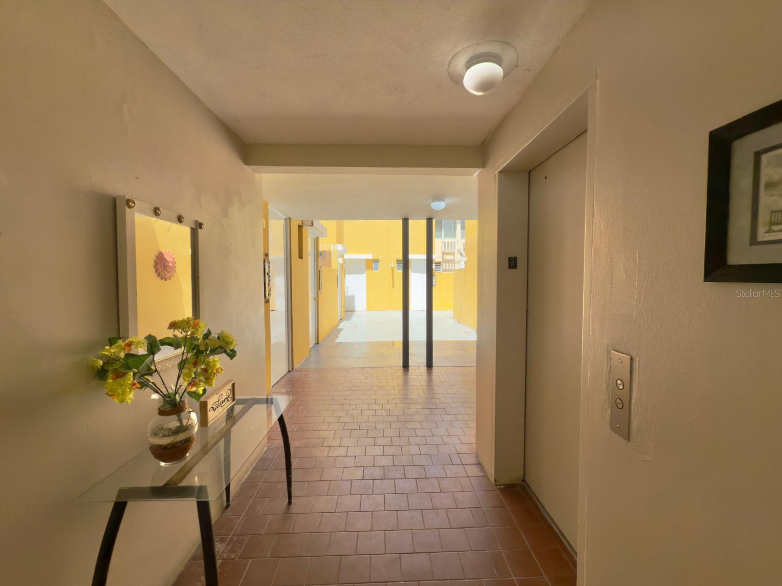 CONDOMINO REINA CAROLINA - Residential