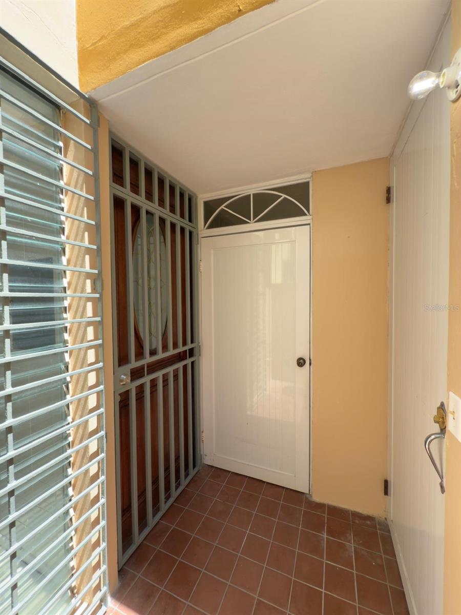 CONDOMINO REINA CAROLINA - Residential