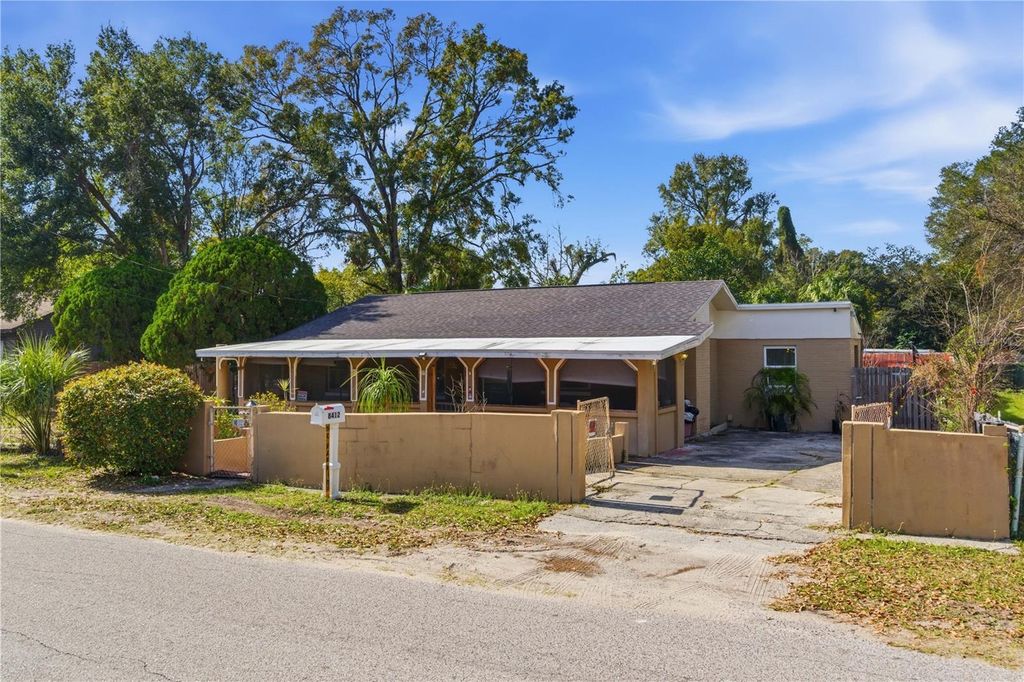 Photo of 8412 N 15 Th Street, Tampa, FL 33604 (MLS # TB8466749)