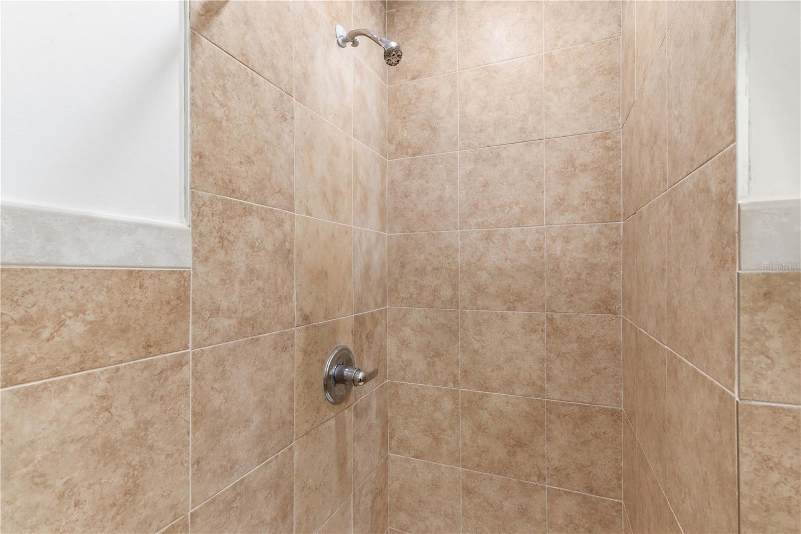 SULPHUR HILL - Residential