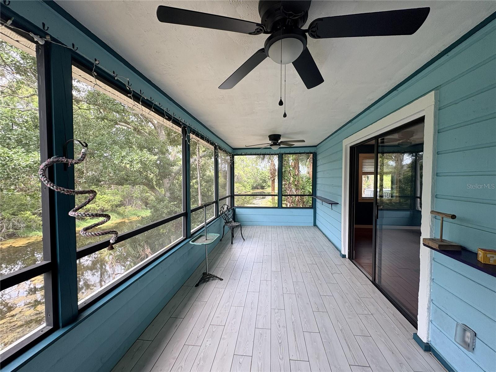 PELICAN BAY - Residential