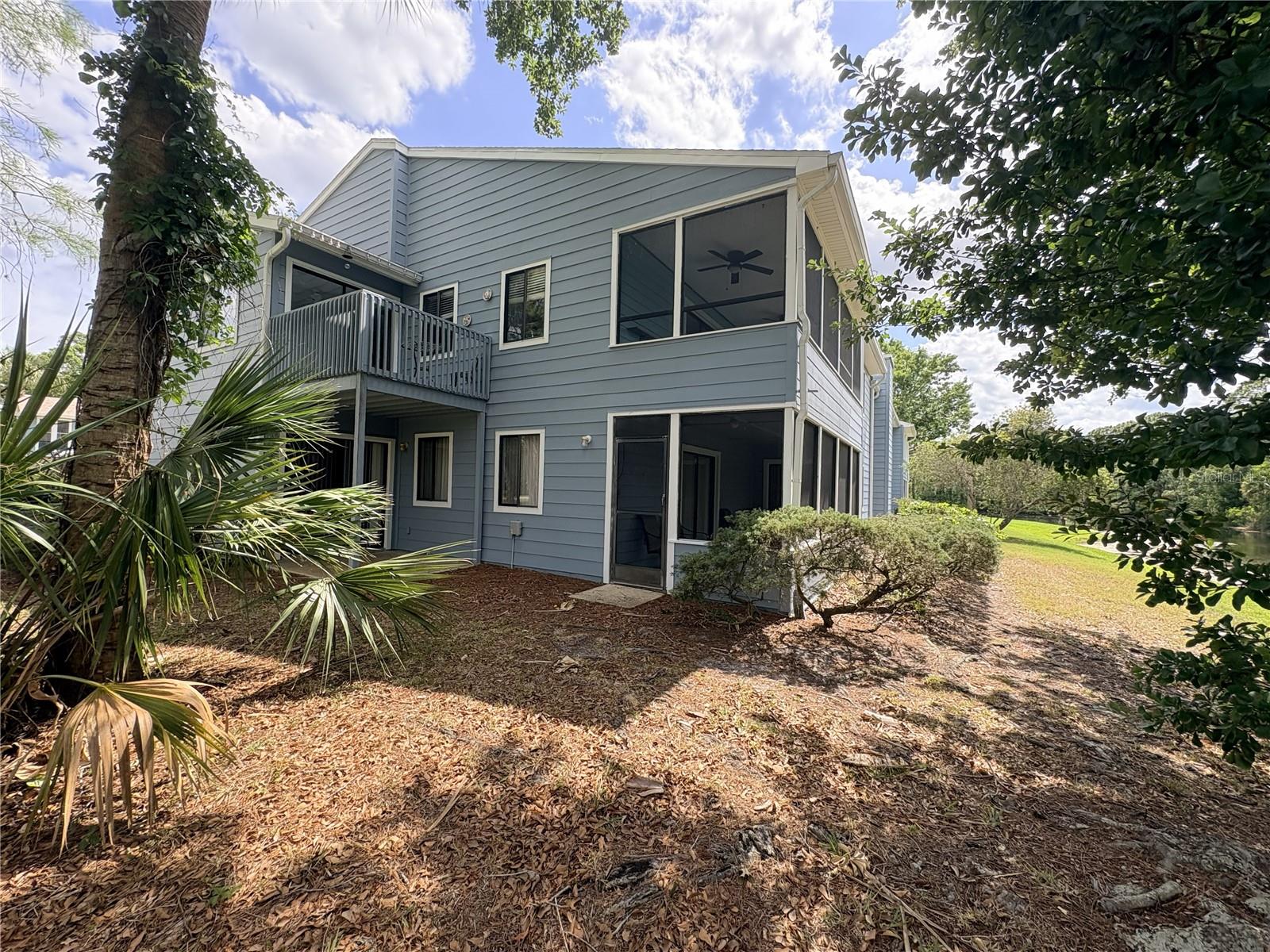 PELICAN BAY - Residential