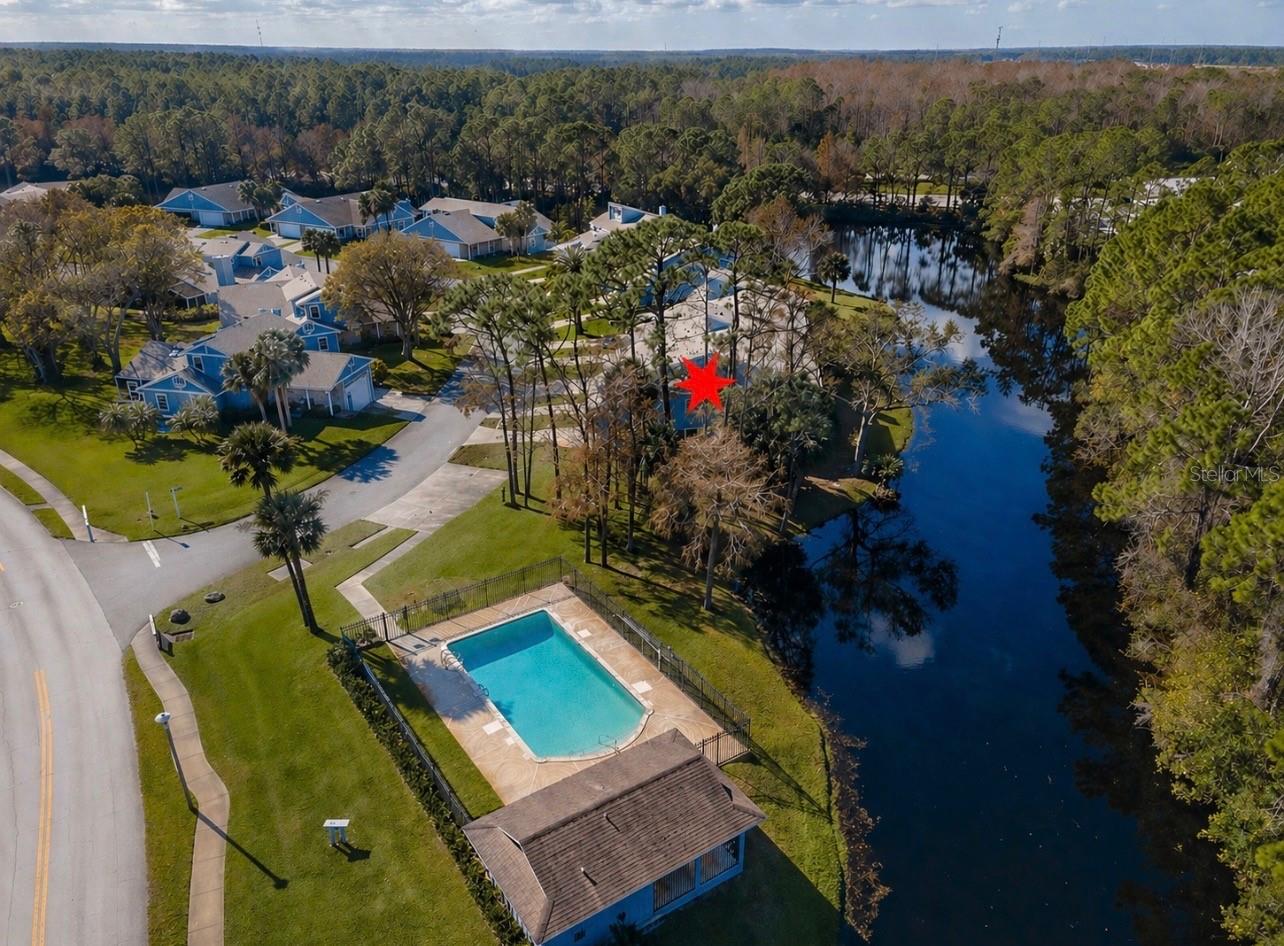 PELICAN BAY - Residential
