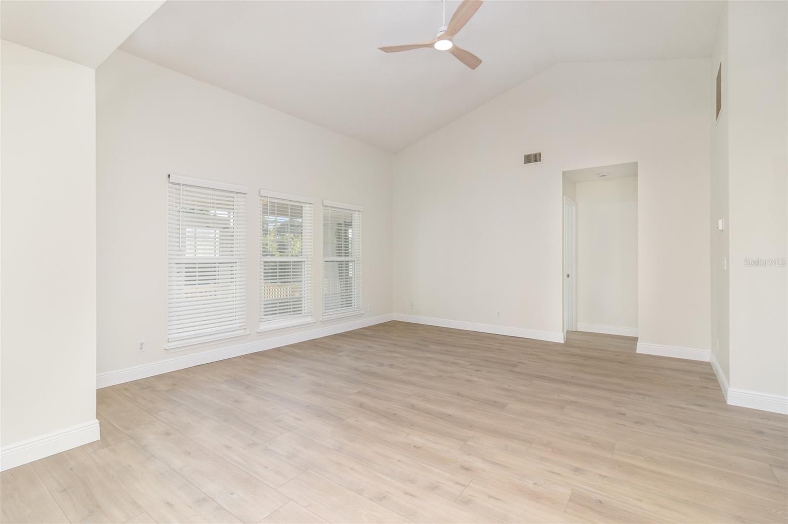 TANGLEWOOD UNIT 02 - Residential