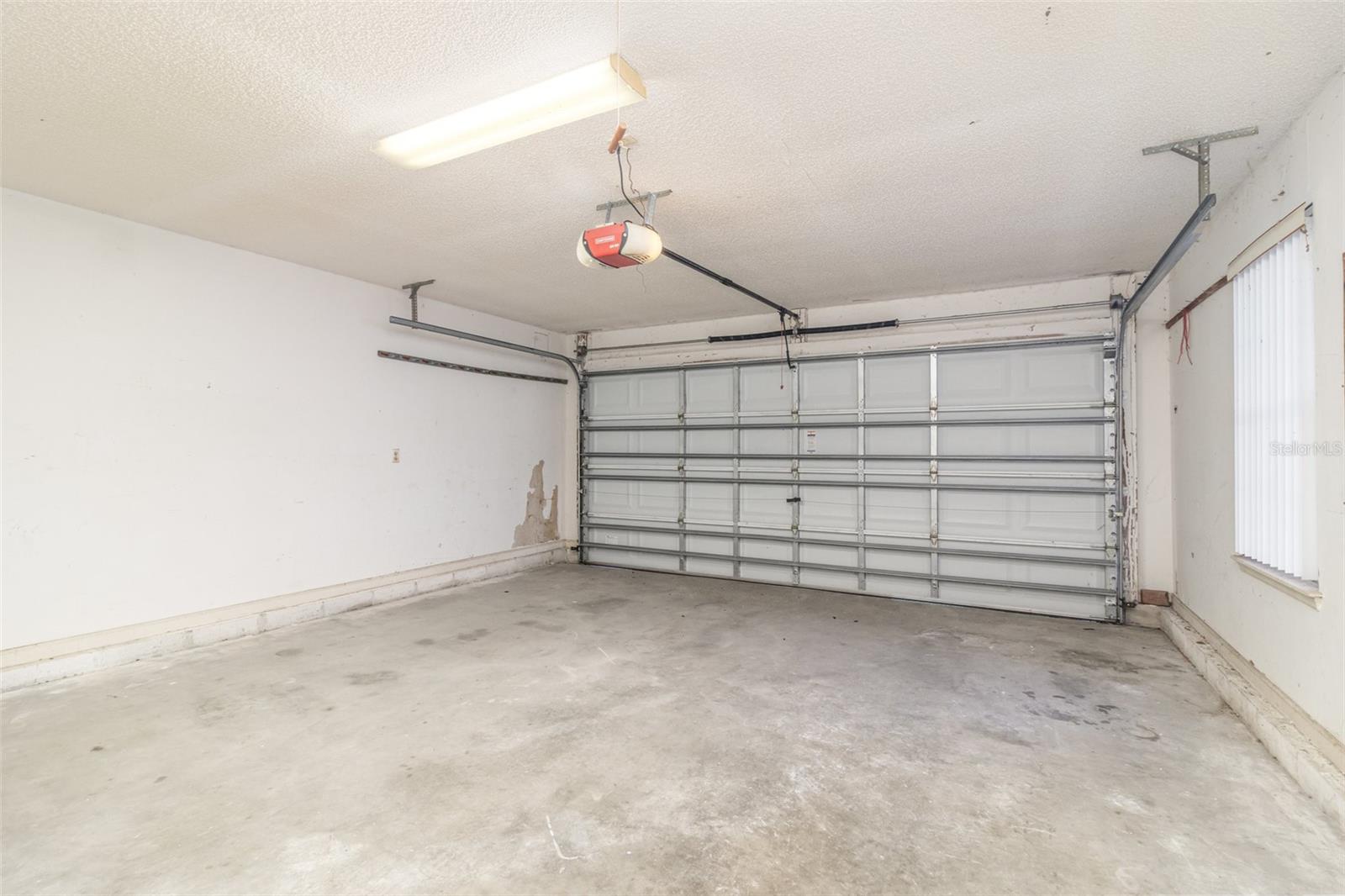 TANGLEWOOD UNIT 02 - Residential