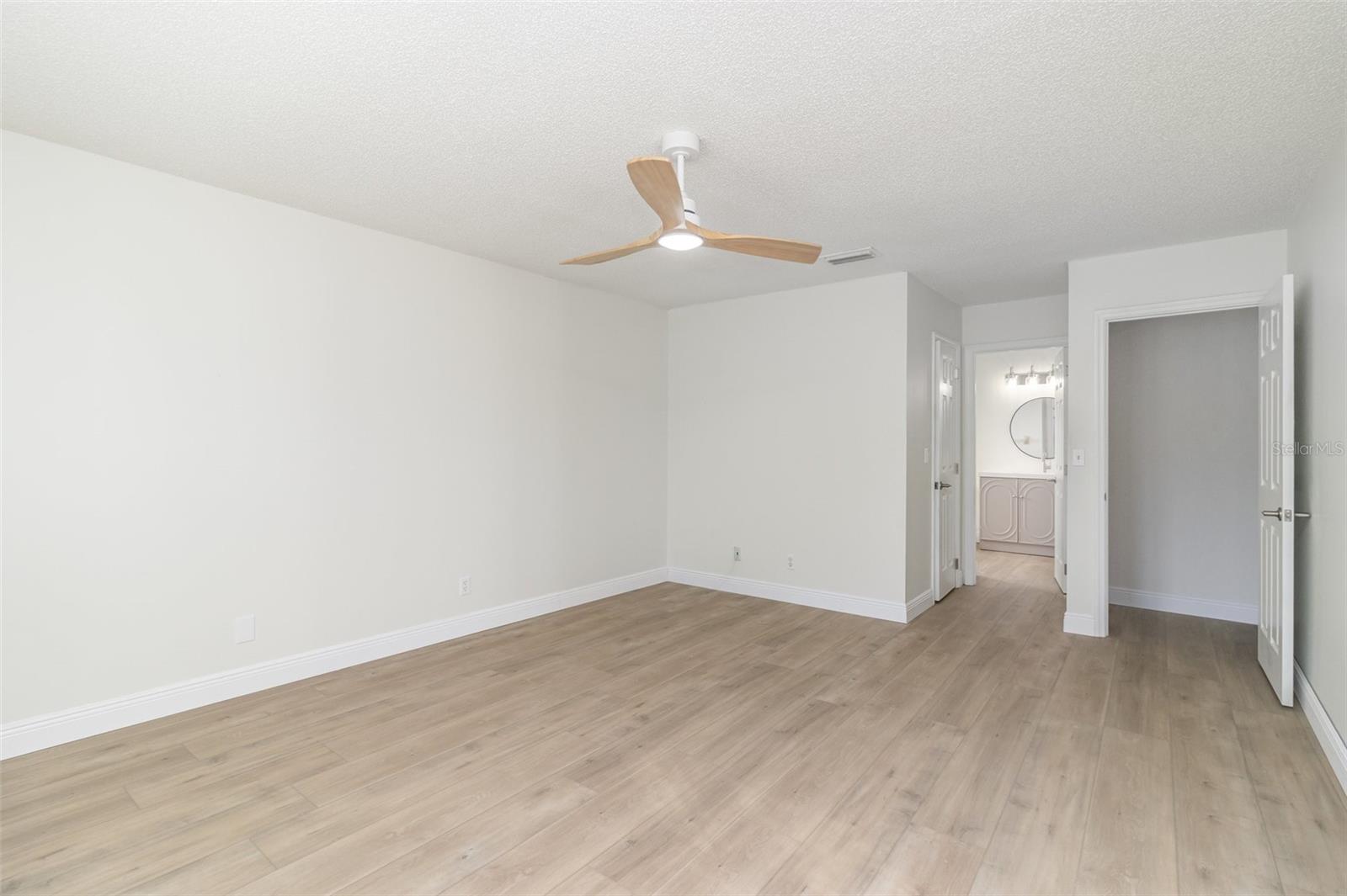 TANGLEWOOD UNIT 02 - Residential