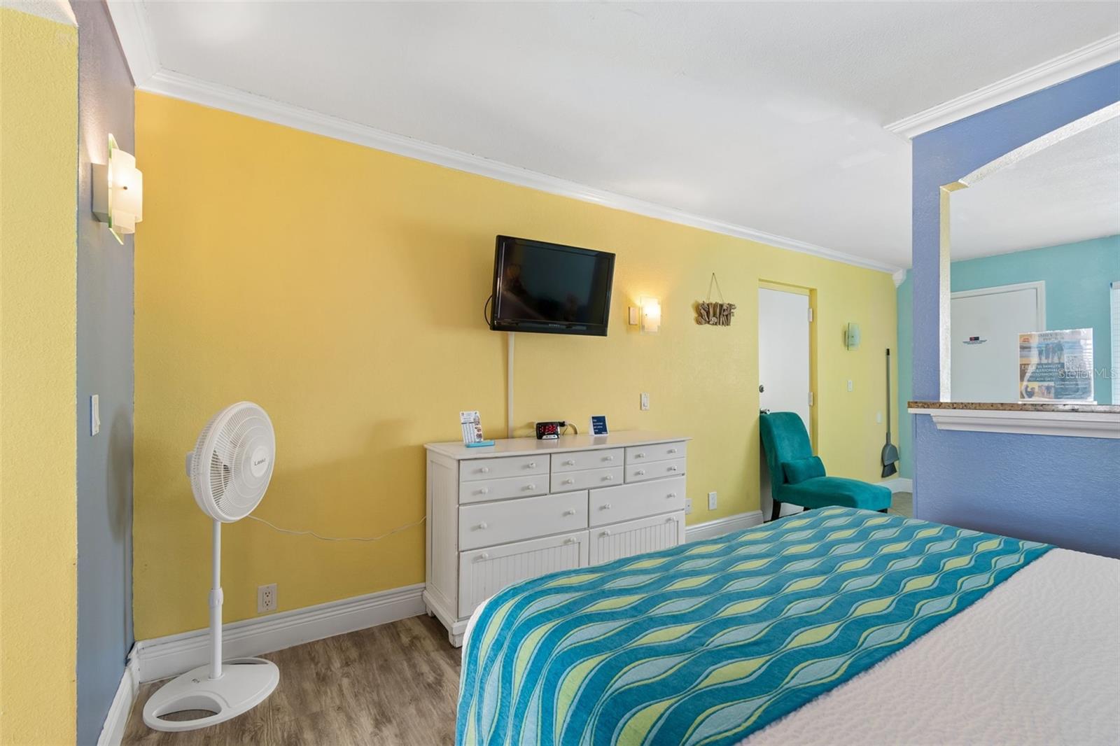 PELICAN POINTE ON - Residential