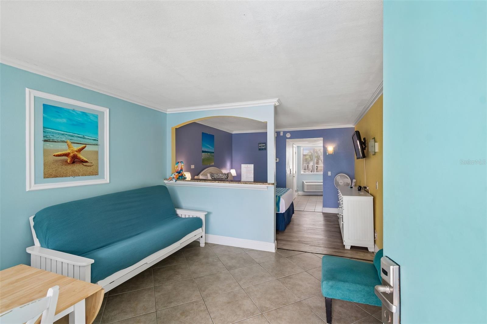 PELICAN POINTE ON - Residential