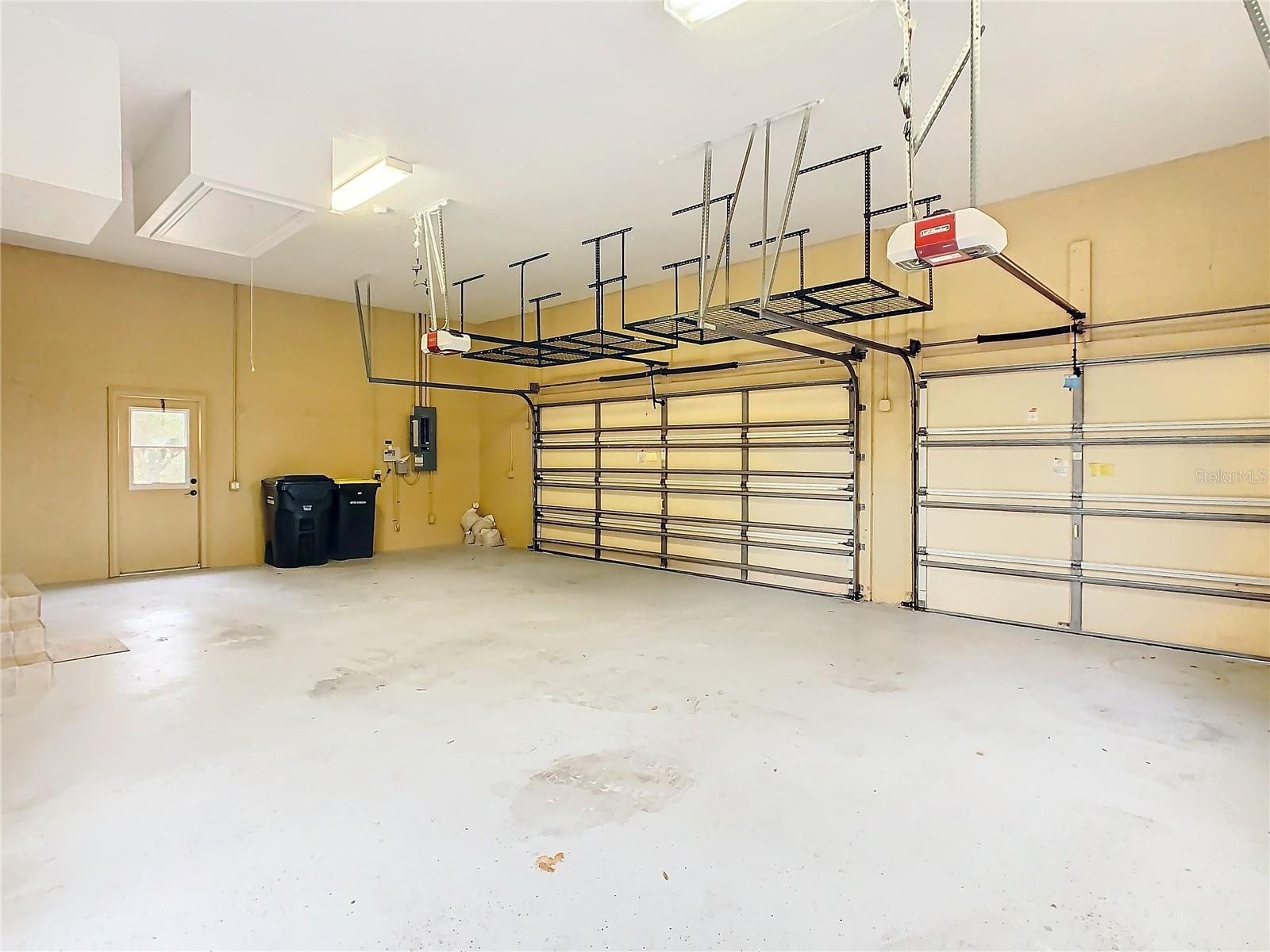 WYNDSOR AT LAKE WINTERSET - Residential