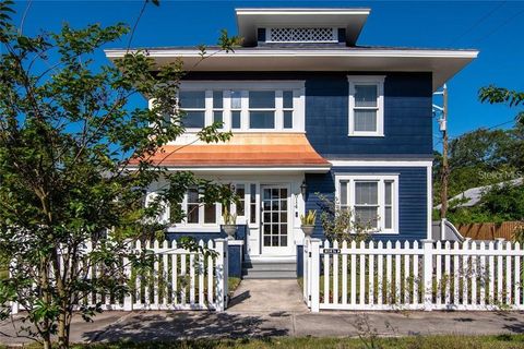 Photo of 614 8th Street N, St Petersburg, FL 33701 (MLS # TB8438625)