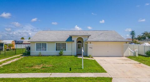 A home in PORT CHARLOTTE