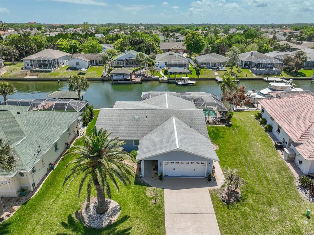 Photo of 9 Collingville Court, Palm Coast, FL 32137 (MLS # FC317322)