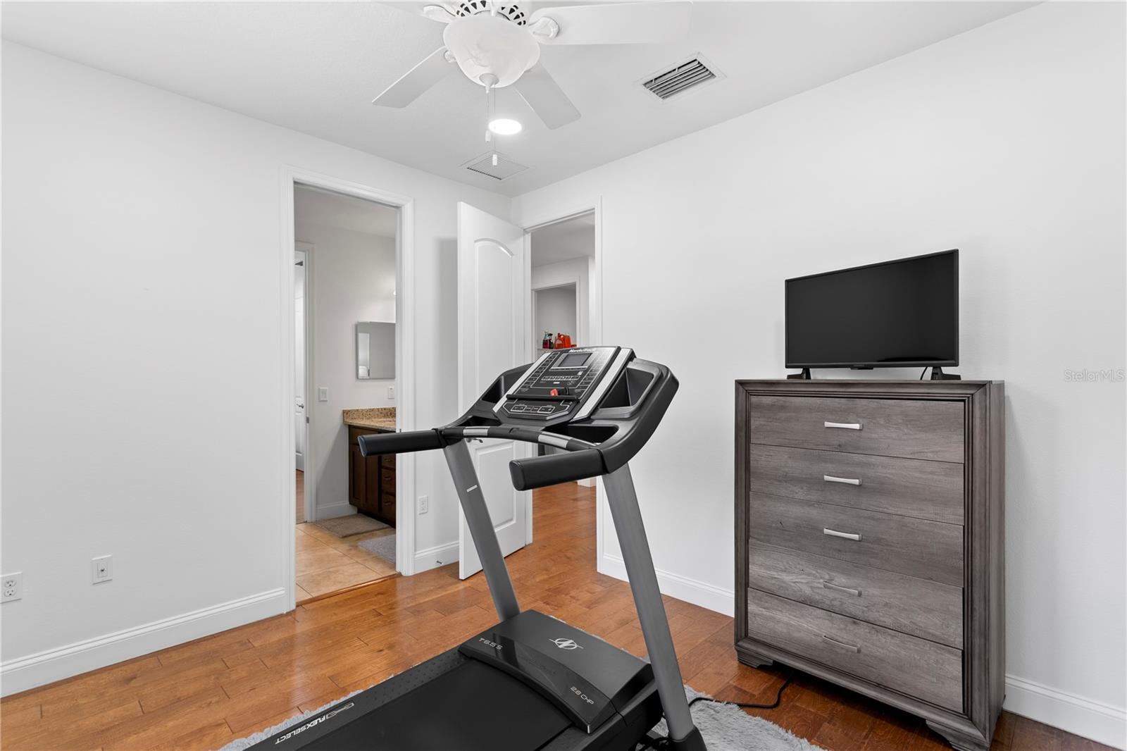 PALMA CEIA PARK - Residential Lease