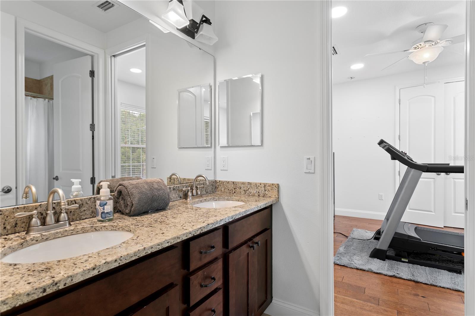 PALMA CEIA PARK - Residential Lease