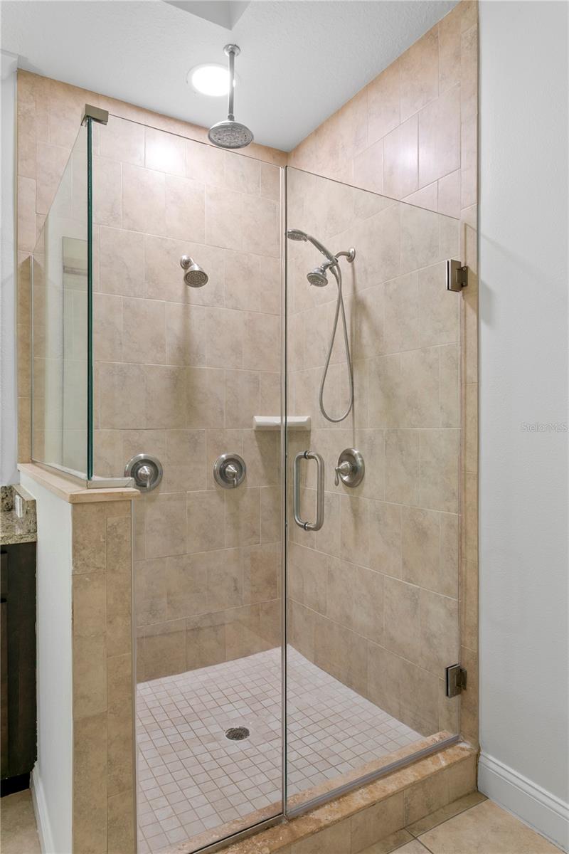 PALMA CEIA PARK - Residential Lease