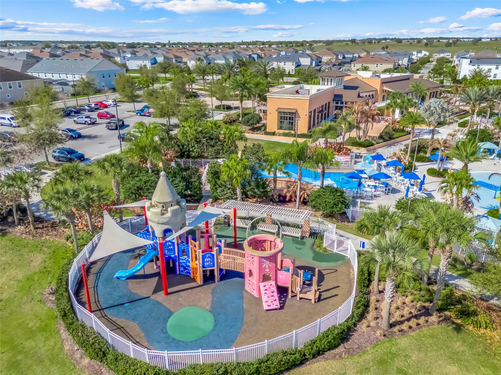 SOLARA RESORT - Residential