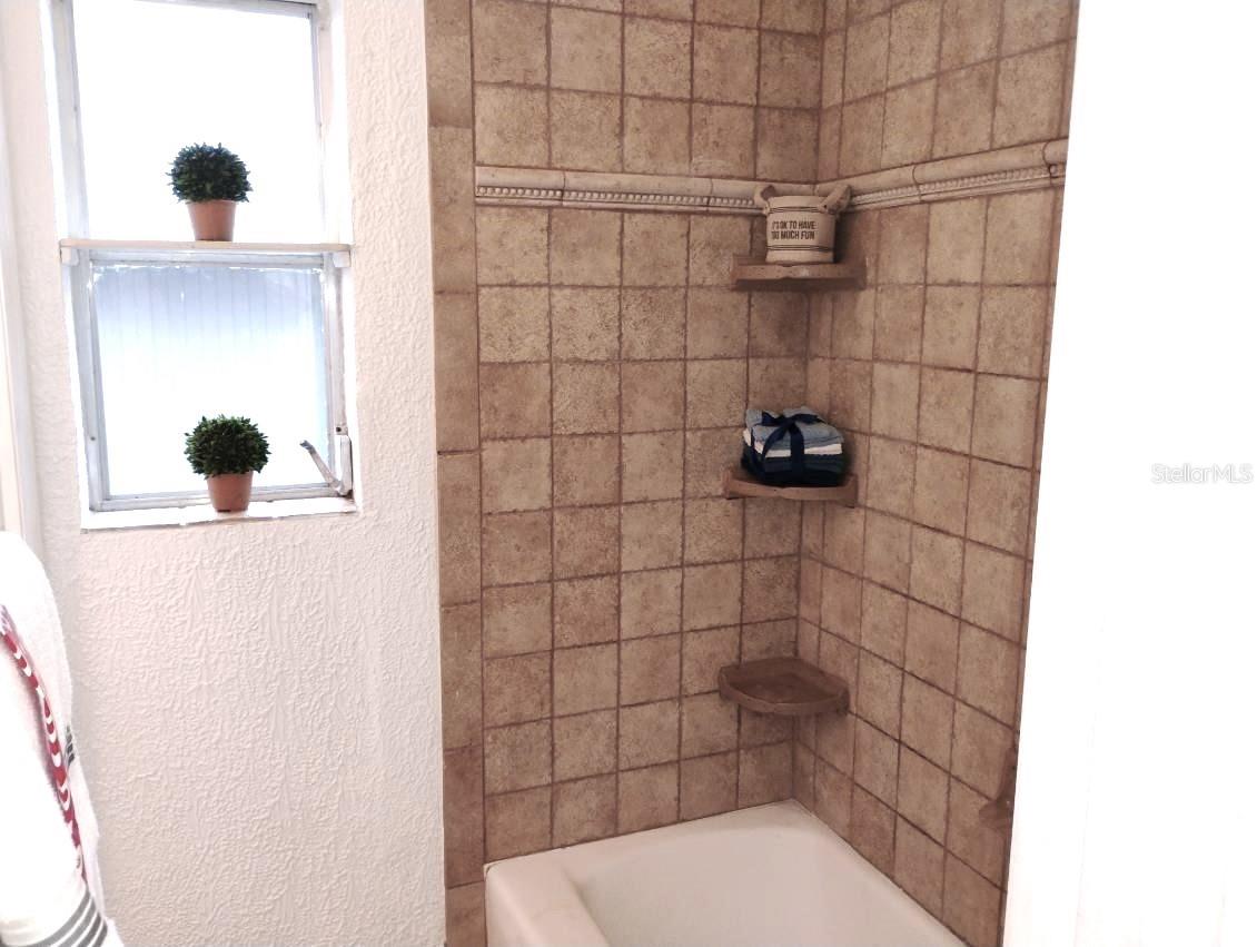 DELTONA LAKES B UN 55 - Residential