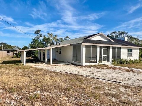 A home in SEBRING