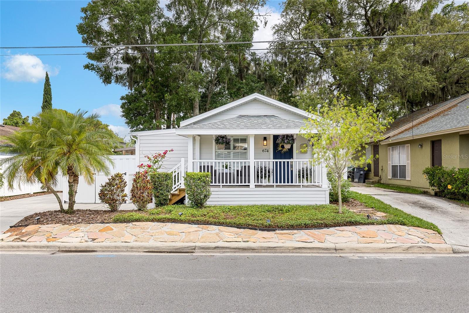 674 DOUGLAS AVENUE