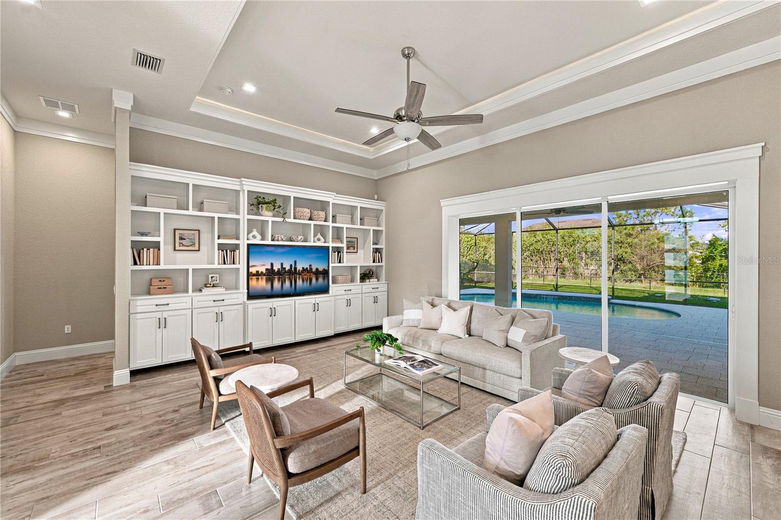 6530 EMERALD WOODS LANE