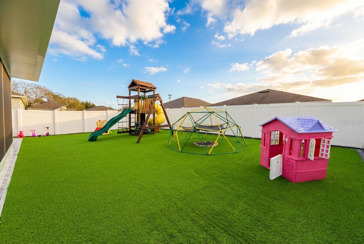 CANOPY WALK PH 2 - Residential